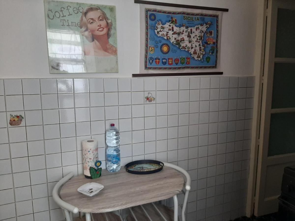La Salette Appartement Catánia Buitenkant foto